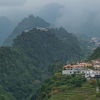 Sábado com nuvens densas e aguaceiros fracos na Madeira