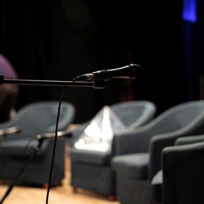 Academia Almadense recebe workshop de teatro de improviso