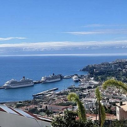 Três navios movimentam o porto do Funchal