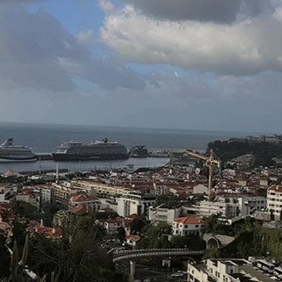 Dois navios e um veleiro transportam 6.500 pessoas no Funchal