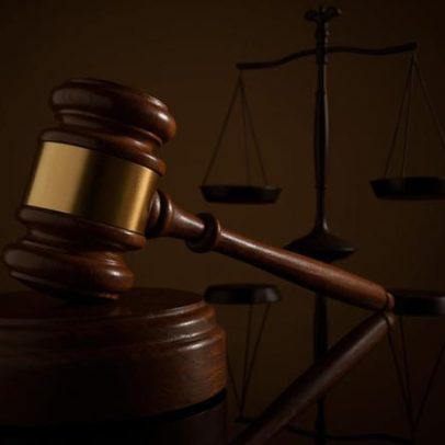 Homem de Águeda condenado a cinco anos por furtar cartões de débito a idosos