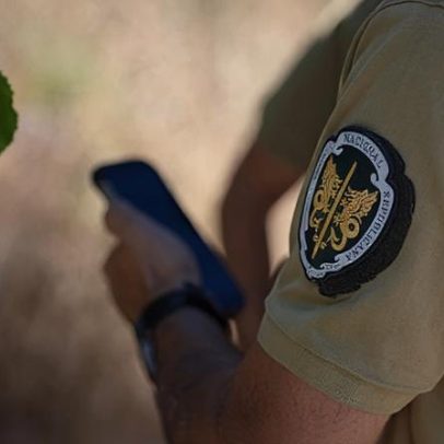 Neve e gelo na Europa causam 6 mortes e perturbações nos transportes