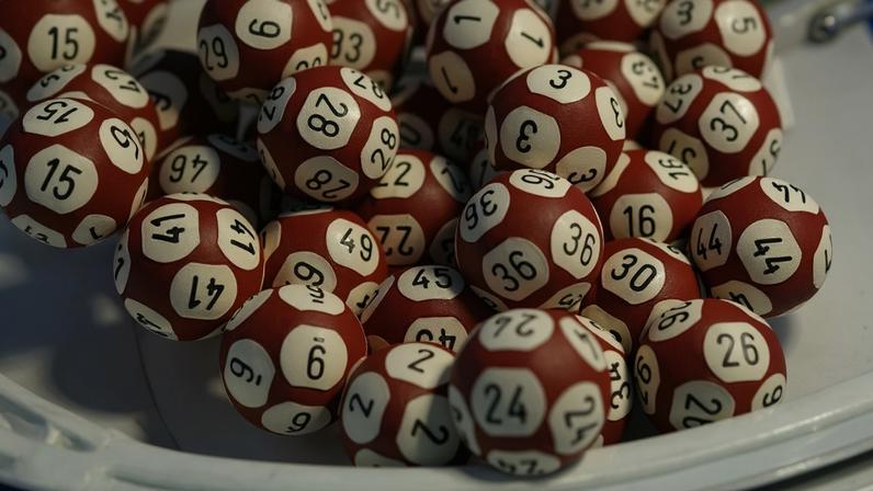 Em Espanha já não se usa triângulos de sinalização. O que significa para os portugueses que circulam de carro no país vizinho?