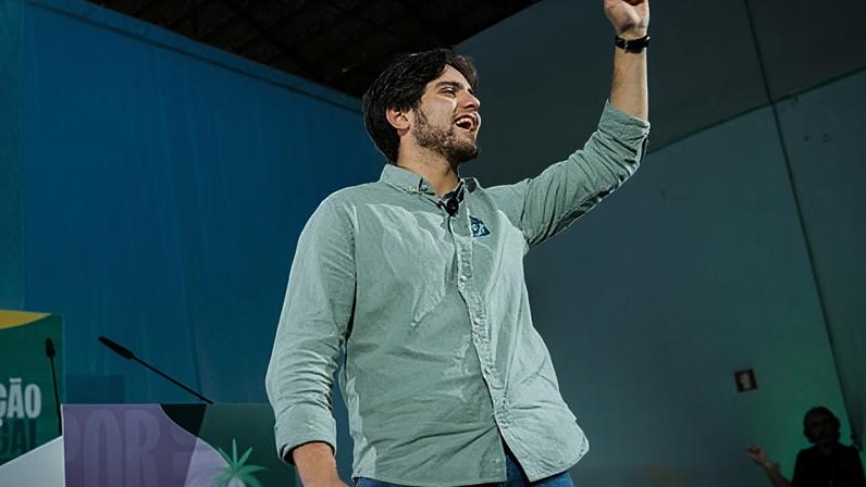 GNR recolhe Águia de Asa Redonda