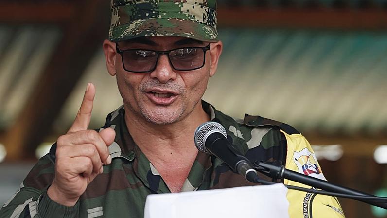 Líder de grupo dissidente das FARC propõe união com ELN após ataque na Venezuela