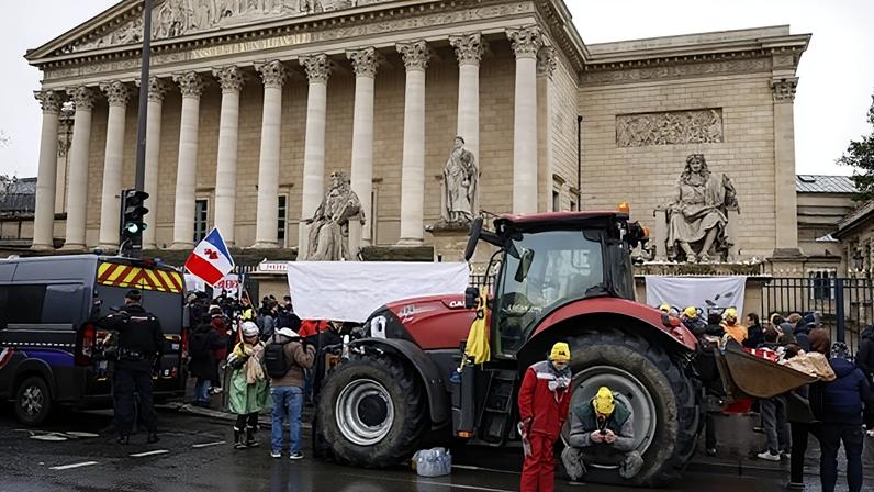 Governo da Guiné Equatorial exige reduções nos gastos públicos e nos planos de rentabilidade