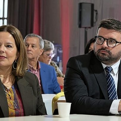 Famalicão: Peluches atirados para o Pavilhão Municipal são entregues a crianças