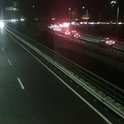 Carro despista-se na Via Rápida