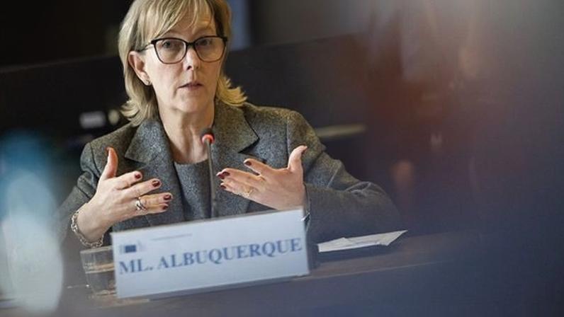 Sistema europeu de controlo de fronteiras suspenso em Lisboa