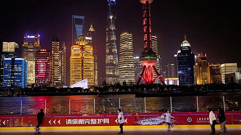 China regista excedente recorde de 1 bilião de euros em 2025