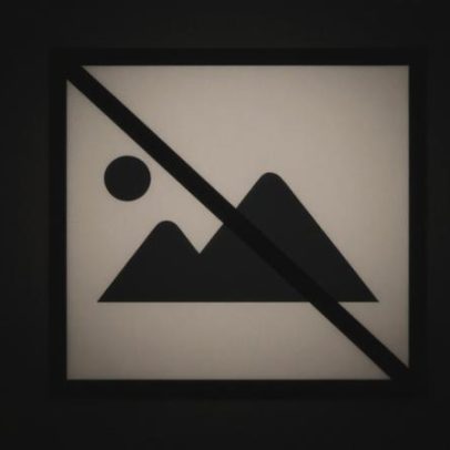 X anuncia medidas para impedir que Grok dispa 'pessoas reais'