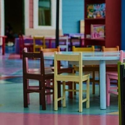 Trabalhador de creche londrino condenado por abusos a menores enfrenta 15 acusações