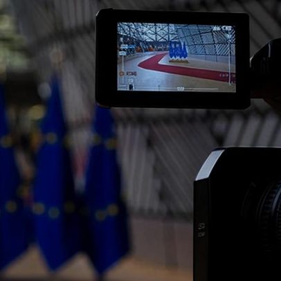 Presidenciais com perspetiva de 2.ª volta dominam jornais nacionais