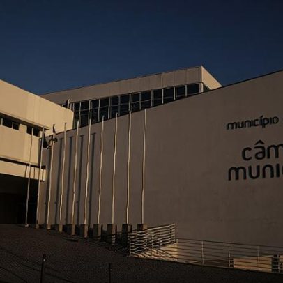 Descontentamento com o comandante leva 25 bombeiros à reserva; operacionalidade assegurada
