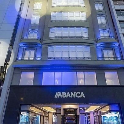 ABANCA promete melhorar procedimentos laborais após queixas dos sindicatos