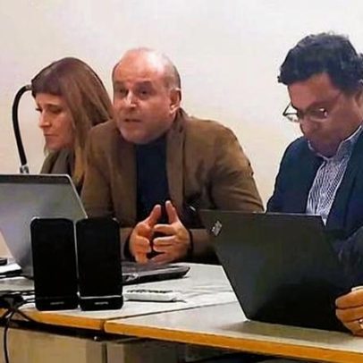 Grupo da Catequese de Joane canta os Reis em Famalicão
