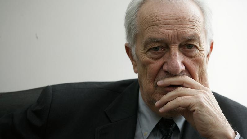 Bicampeões do hóquei em patins regressam às vitórias