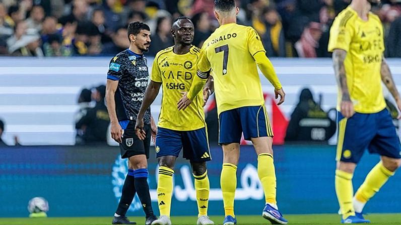 Alerta de Saúde: Infarmed ordena recolha imediata de lotes de Antidepressivos e Anti-hipertensores