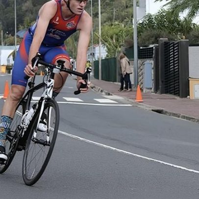 Mafalda Viveiros e Pedro Prioste vencem a primeira prova regional de triatlo
