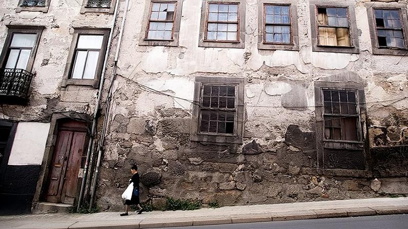 Cerca de um terço dos imóveis geridos pela Segurança Social estão vazios: maioria são para habitação