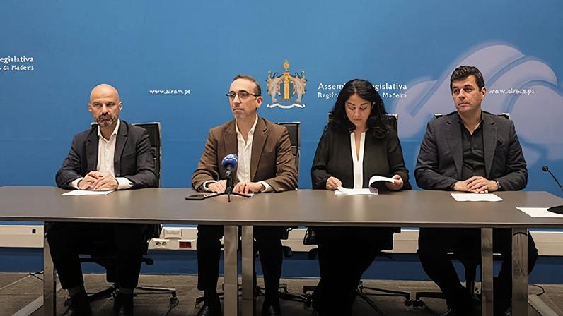 Tribunal aplica cúmulo de quatro anos de prisão a Mário Machado