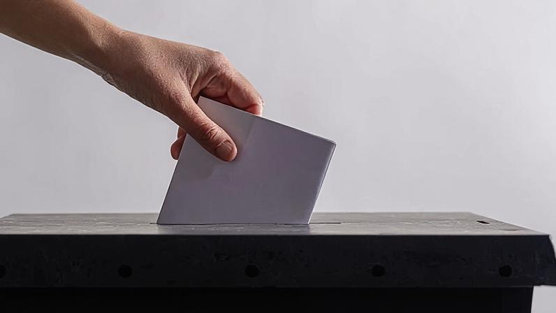 Almada divulga prazos para voto antecipado na segunda volta das Presidenciais