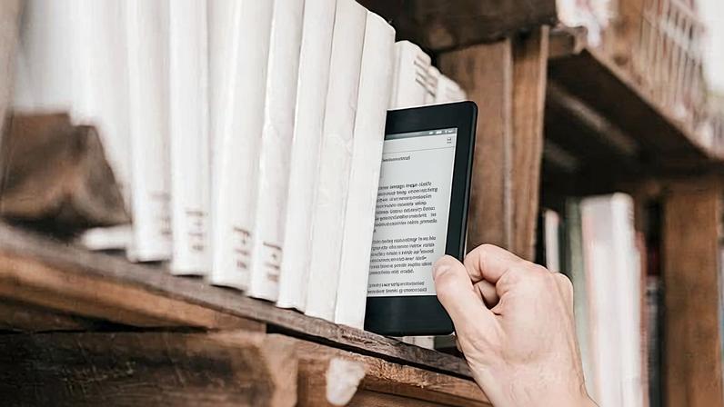 Incêndio em lar de idosos em Fafe faz três feridos, 30 pessoas foram assistidas