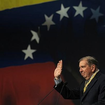 Trabalhador fica inconsciente após queda