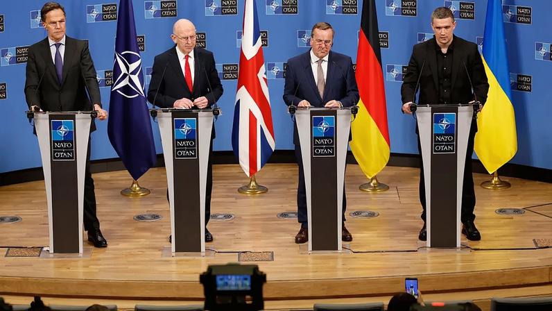 Aliados anunciam pacote de ajuda militar de 35 mil milhões de dólares à Ucrânia