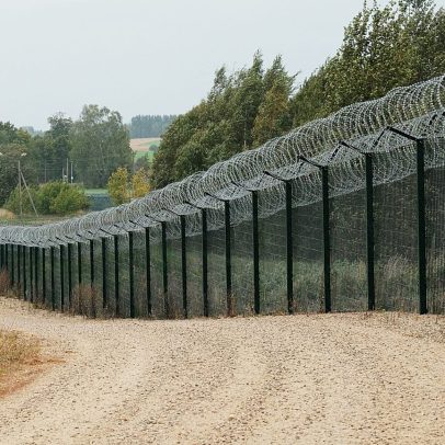 Estónia e Letónia vão instalar bunkers na fronteira com Rússia e Bielorrússia