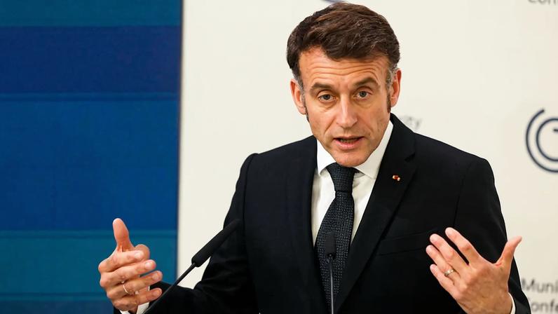 O Presidente francês Emmanuel Macron discursa numa sessão da Conferência de Segurança de Munique, na Alemanha, na sexta-feira, 13 de fevereiro de 2026.