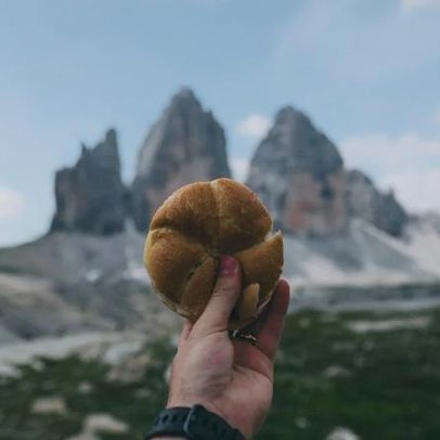 Rotas gastronómicas na Europa: groselhas pretas, azeite e queijo