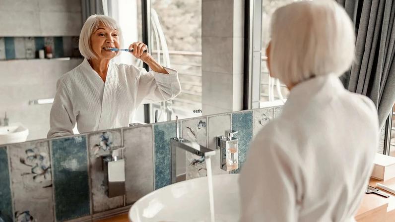 Especialistas defendem que escovar os dentes com mais regularidade é essencial para proteger a saúde em geral.