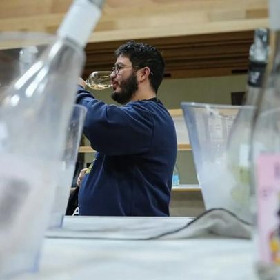 Vinhos sem álcool ganham destaque na feira internacional de Paris