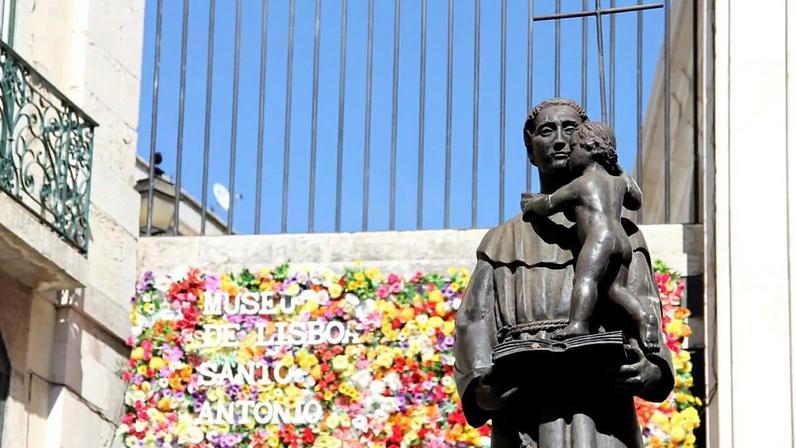 Estátua do Santo António