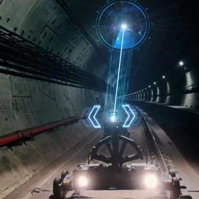 Cães-robô e drones ocupam estação de metro na China