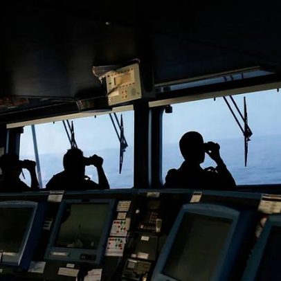 Marinha portuguesa monitora navio russo junto à costa há dias