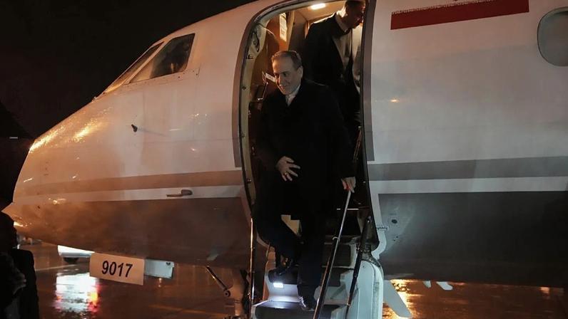 O ministro dos Negócios Estrangeiros do Irão chega a Genebra