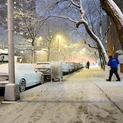 Tempestades de neve obrigam alertas em vários estados da costa leste