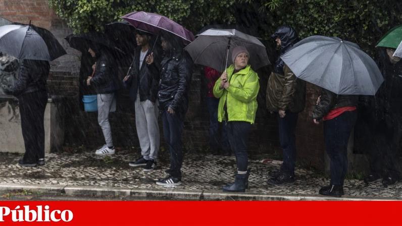 Corte no abastecimento de água na Marinha Grande, consequência do mau tempo