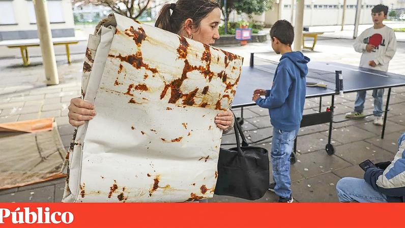 Ministro diz que há "milhares os alunos" afectados pelo encerramento forçado das escolas