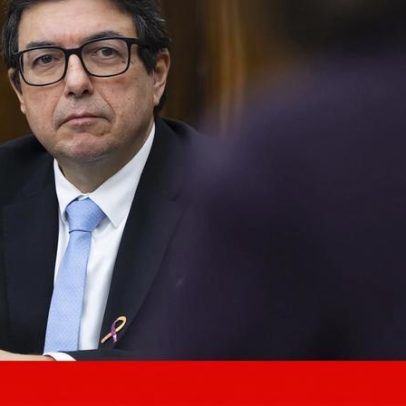 Executivo do SNS defende carreira médica diferente por especialidade e região