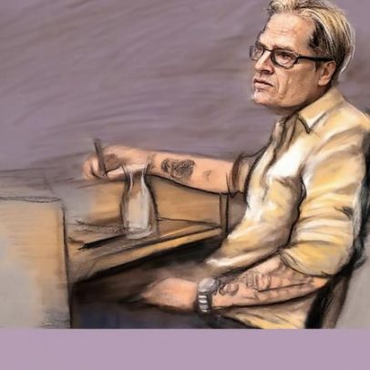 Enteado do príncipe herdeiro da Noruega chora em tribunal por violação