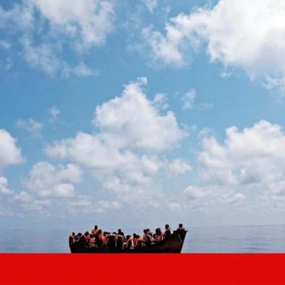 Naufrágio ao largo da Líbia faz 53 mortos entre migrantes rumo à Europa