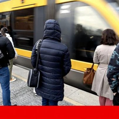 Quase metade dos desempregados de 2024 conseguiu emprego em 2025