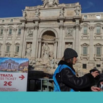 Roma cobra 2 euros para atirar moedas na Fontana di Trevi