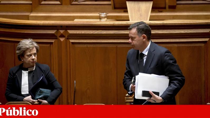 Montenegro ia ser ouvido no Parlamento nesta quarta-feira, no dia após a demissão de Maria Lúcia Amaral