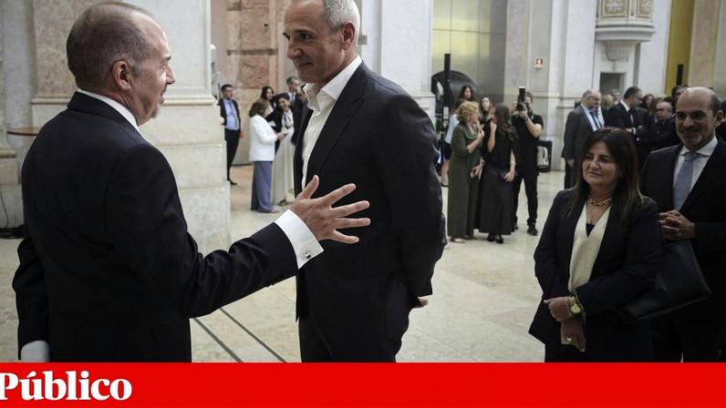 Pedro Leitão lidera o Banco Montepio desde 2020, mas raramente surge em público. Aqui, a cumprir o governador do Banco de Portugal, Álvaro Santos Pereira