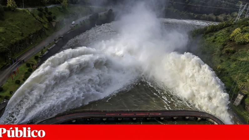 Descarga na barragem da Aguieira, que tem sobrecarregado a bacia do Mondego, provocando risco de cheias na Baixa de Coimbra