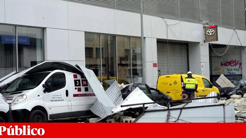 O vento arrancou e partiu árvores, iluminação pública, telhados e outras estruturas e fez cair muros e paredes na região da Catalunha